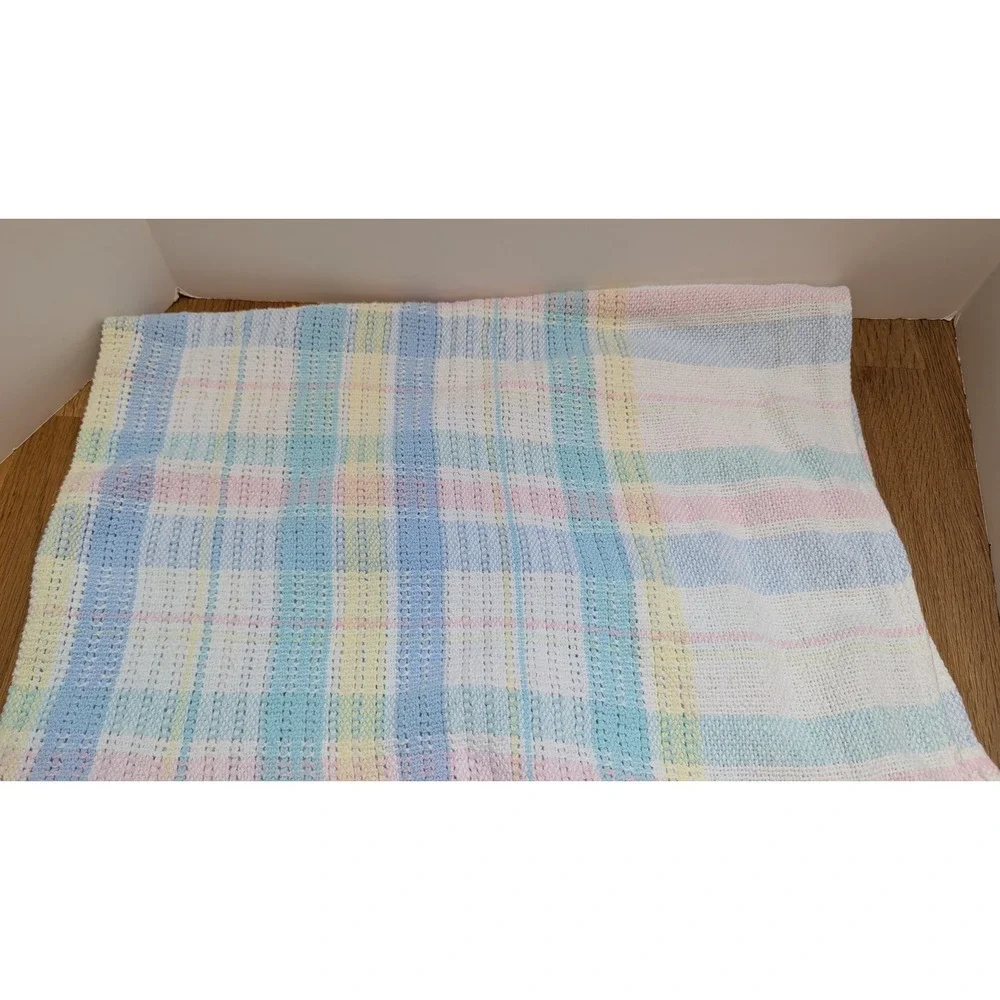 Beacon vintage Baby Blanket  Pastel Plaid Woven Cotton READ
